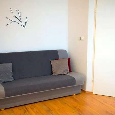 And Robi Apartman